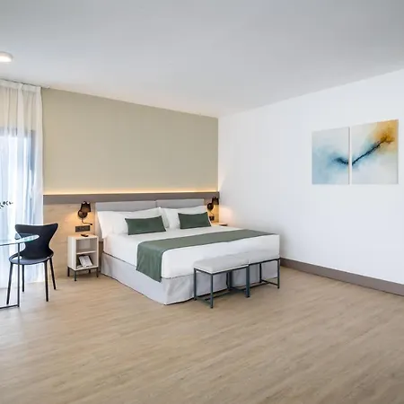 Hotell Occidental Puerto Banus 4*