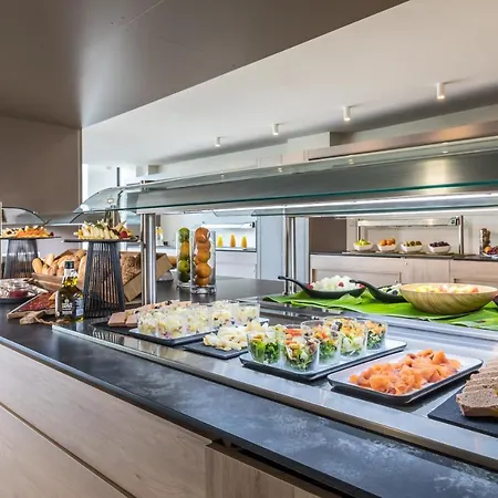 Occidental Puerto Banus Hotell 4*