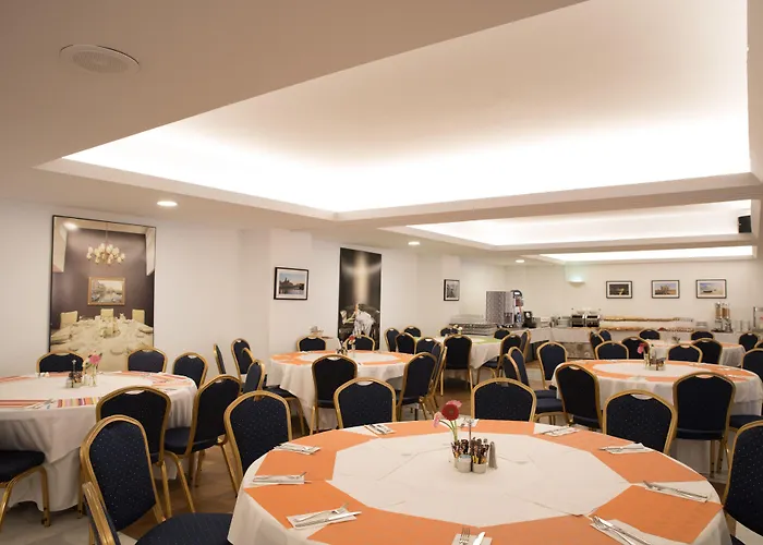 Отель Occidental Puerto Banus