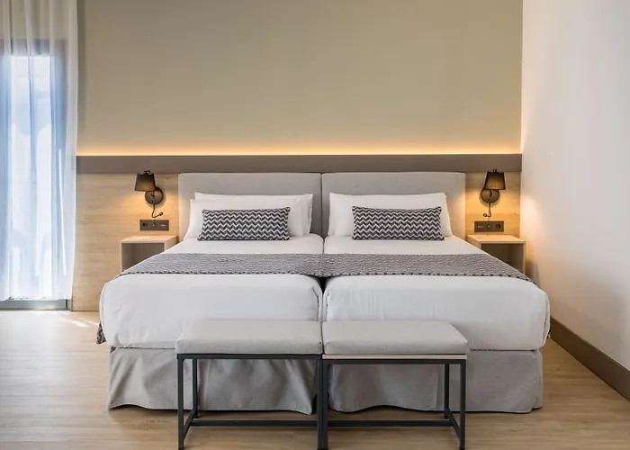 Occidental Puerto Banus 4* Марбелья